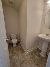 6903 Seney Dr in Charlotte, NC - Building Photo - Building Photo