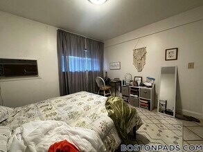 140 Kenrick St, Unit 4 in Boston, MA - Building Photo - Building Photo