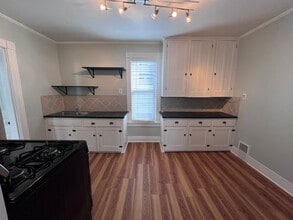 1125 Lake Dr SE in Grand Rapids, MI - Building Photo - Building Photo