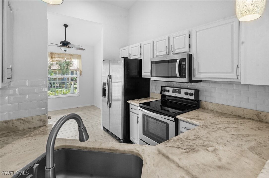 9851 Costa Mesa Ln in Bonita Springs, FL - Building Photo