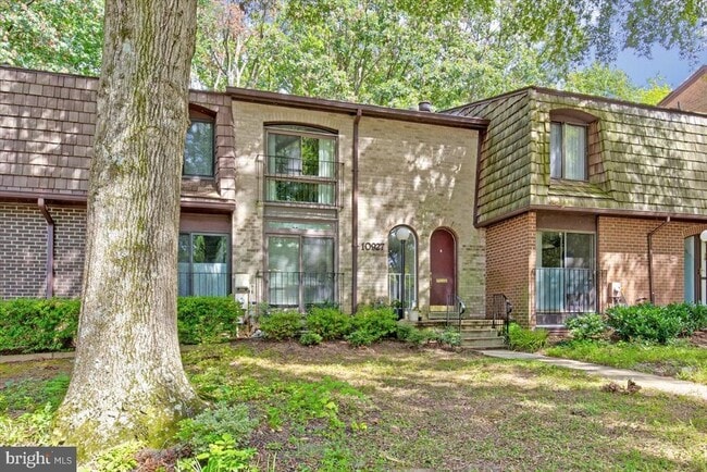 10927 Deborah Dr