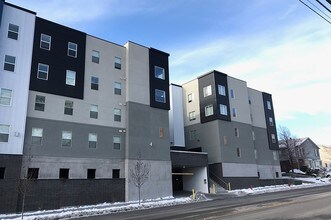 CollegePlace Provo in Provo, UT - Foto de edificio - Building Photo