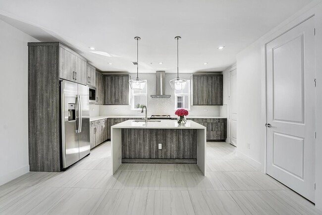 51 NW 4th Ave in Delray Beach, FL - Building Photo - Building Photo