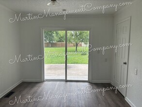 201 W Walnut St in Green Ridge, MO - Building Photo - Building Photo