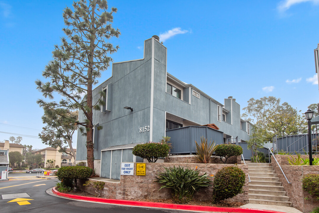 8152 Manitoba St, Unit 3 in Playa Del Rey, CA - Foto de edificio