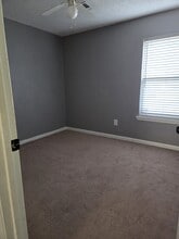 182 Sequoia Cir in Hinesville, GA - Building Photo - Building Photo