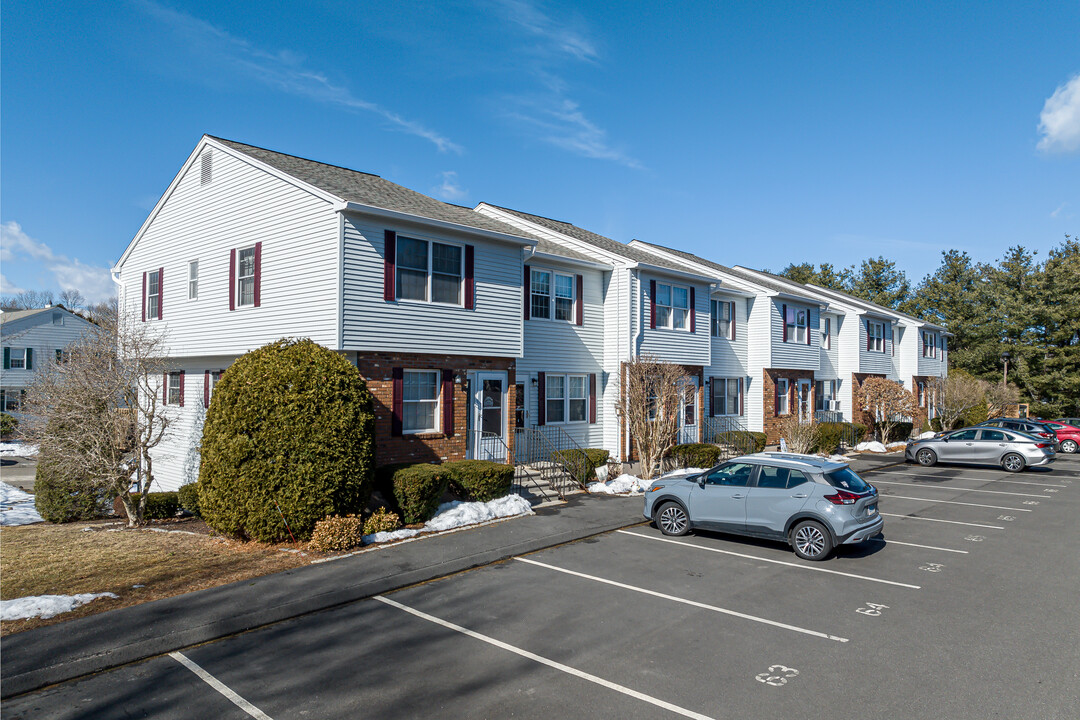 Winfield Condominiums in Terryville, CT - Building Photo