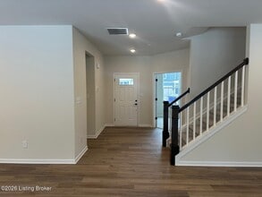 16906 Aiken Rdg Cir in Louisville, KY - Building Photo - Building Photo