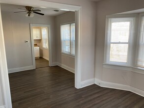 200 Breckenridge St, Unit Upper rear in Buffalo, NY - Foto de edificio - Building Photo