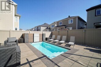 754 Devario Cres in Ottawa, ON - Building Photo - Building Photo