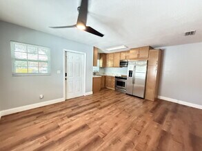 2809 Marconi St-Unit -A in Tampa, FL - Building Photo - Building Photo