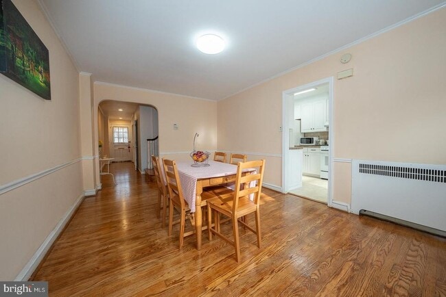 232 Stoneway Ln in Merion Station, PA - Foto de edificio - Building Photo