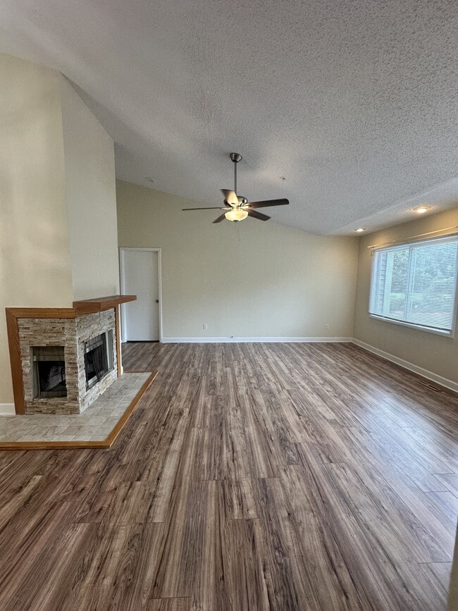 101 Mary Ann Ct in Newark, DE - Building Photo - Building Photo