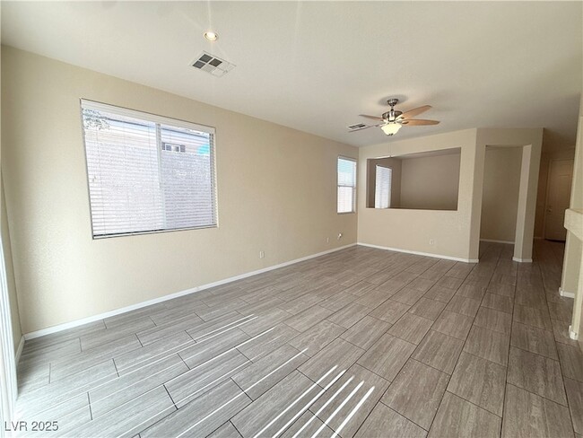 9289 Mandeville Bay Ave in Las Vegas, NV - Building Photo - Building Photo