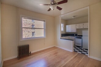 The Benson Apartments in Portland, OR - Foto de edificio - Building Photo