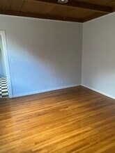 2703 T St, Unit 2703 12 in Sacramento, CA - Building Photo - Building Photo