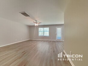 142 Ridgemoore Ct in Four Oaks, NC - Building Photo - Building Photo