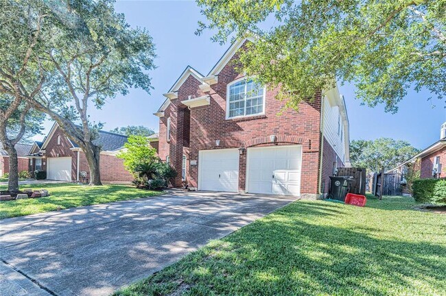 1215 Wildewood Ct in Sugar Land, TX - Building Photo - Building Photo