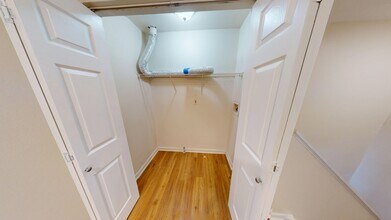 1307 Chaney Ct in Pittsburgh, PA - Foto de edificio - Building Photo