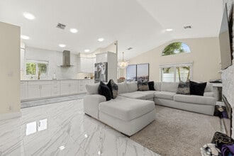7463 Texas Trail in Boca Raton, FL - Building Photo - Building Photo