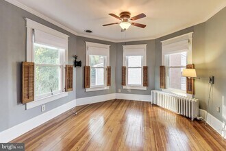 19 Maryland Ave, Unit 1901 in Gaithersburg, MD - Building Photo - Building Photo
