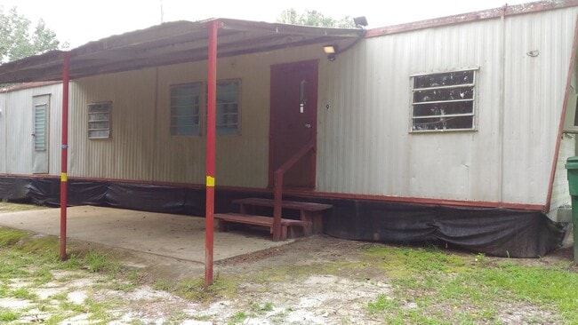 5457 Creel St in Graceville, FL - Building Photo - Building Photo