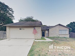 16322 Puma Pass St in San Antonio, TX - Building Photo - Building Photo