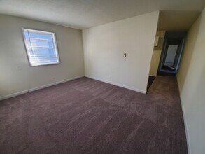 910 Fiske St in Durham, NC - Foto de edificio - Building Photo