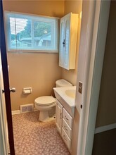 424.5 W Filbert St in East Rochester, NY - Building Photo - Building Photo