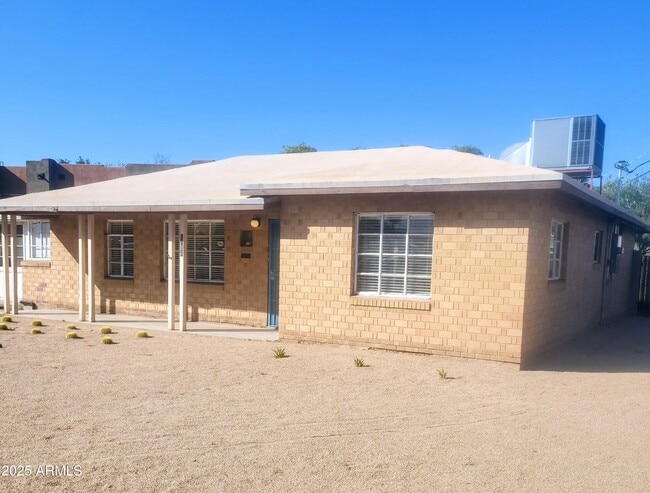 1704 W Colter St in Phoenix, AZ - Building Photo - Building Photo