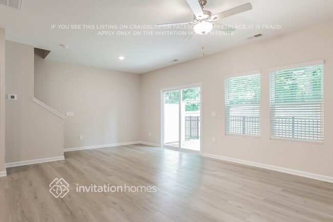 1159 Greenville Wy in Wendell, NC - Foto de edificio - Building Photo