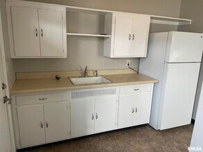 3638 Johnson Ave in Davenport, IA - Building Photo - Building Photo