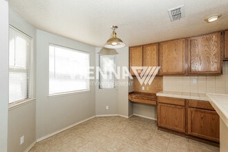 441 N Lexington Dr in Folsom, CA - Building Photo - Building Photo