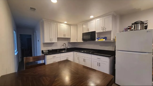 property at 2629 Georginia Ave