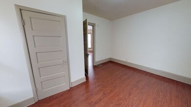 464 Poplar St in Meadville, PA - Building Photo - Building Photo