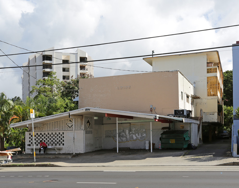 3154 Waialae Ave in Honolulu, HI - Building Photo