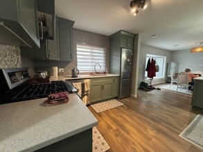 21545 Campbell Av in Maple Ridge, BC - Building Photo - Building Photo