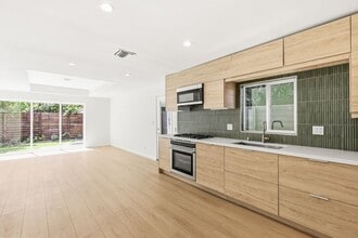 4360 Alla Rd in Los Angeles, CA - Building Photo - Building Photo