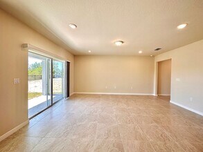 17152 Cagan Crossings Blvd in Clermont, FL - Building Photo - Building Photo