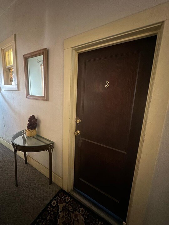 517 Sullivan St, Unit 3 in Miami, AZ - Foto de edificio