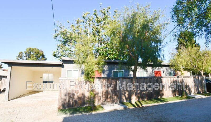 264 Johnson Rd in Oxnard, CA - Building Photo