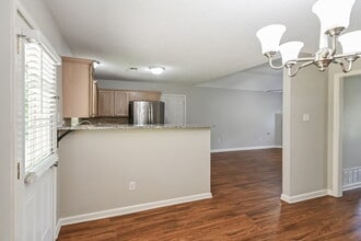 9296 Brooks Dr in Olive Branch, MS - Building Photo - Building Photo