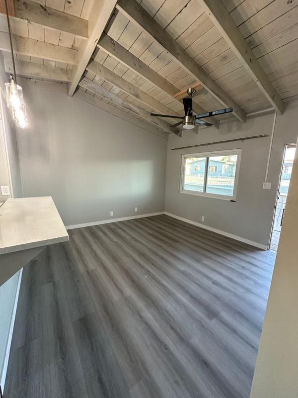 449 Redondo Ave in Long Beach, CA - Foto de edificio - Building Photo