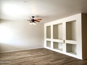8837 W Glenn Dr in Glendale, AZ - Building Photo - Building Photo