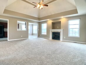 1724 Flagstone Dr in Clarksville, TN - Building Photo - Building Photo