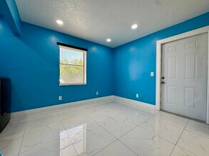 4008 Ave I in Fort Pierce, FL - Building Photo - Building Photo