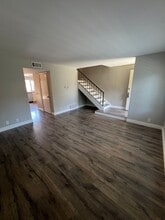 1526 Towhee Ct in Ventura, CA - Building Photo - Building Photo