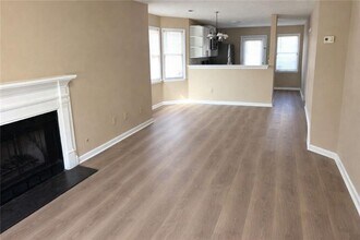 7941 Creekstone Way in Riverdale, GA - Building Photo - Building Photo