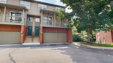 3042 Barclay Way in Ann Arbor, MI - Building Photo - Building Photo