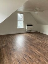 196 Benzinger St, Unit Upper Rear in Buffalo, NY - Building Photo